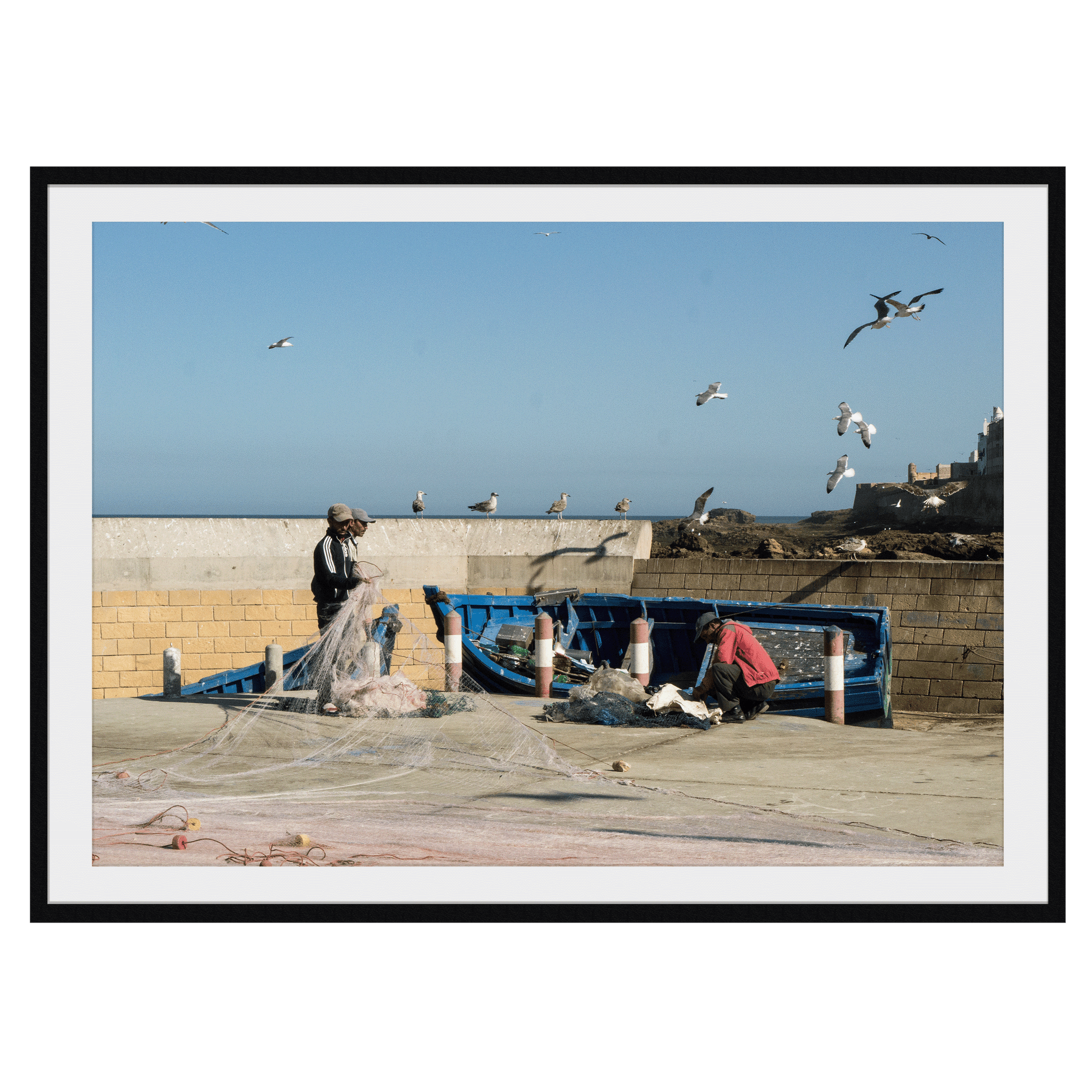 Fishermen On The Wall - Explura